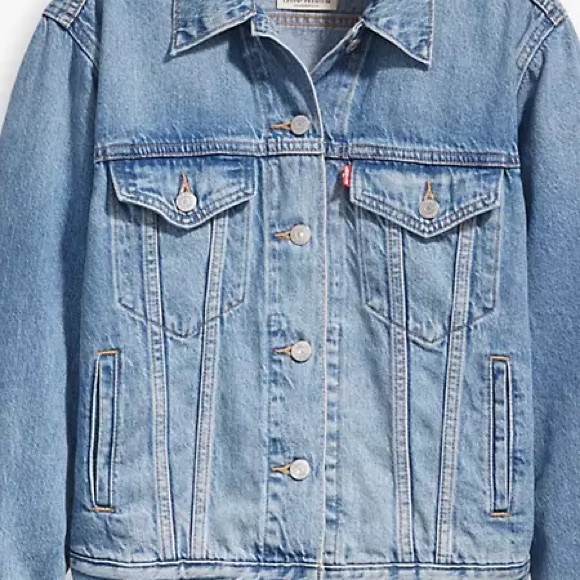 Levi’s Jean Jacket • Trucker • Oversized